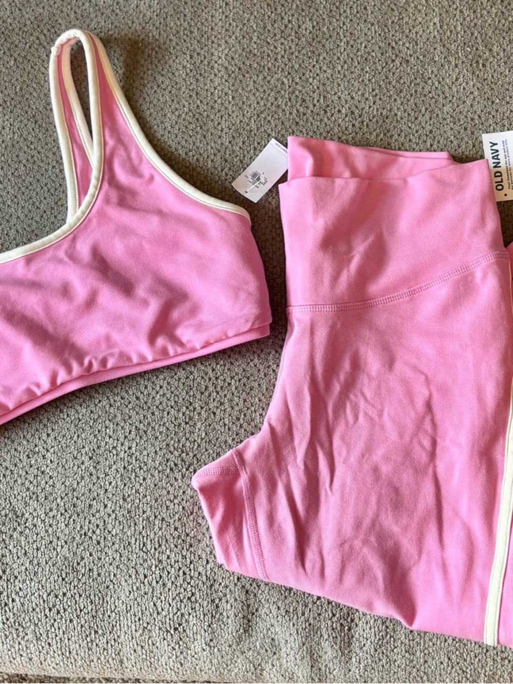 Old Navy Pink Sports Bra and High-Waist Leggings Set